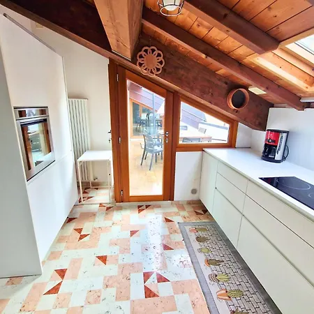 Apartman Ht - Casa Dell'artista In Piazza Delle Erbe Padova